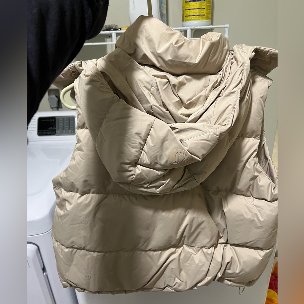Lululemon wunderpuff vest